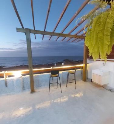 Sanzhi House | 旅途中海邊民宿