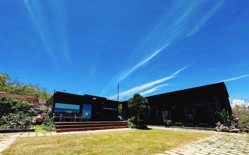 Xiaoliuqiu Villa | 晴天慢旅 Lumière