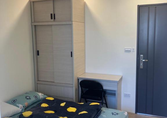 Tamsui Apartment | 淡水老街民宿