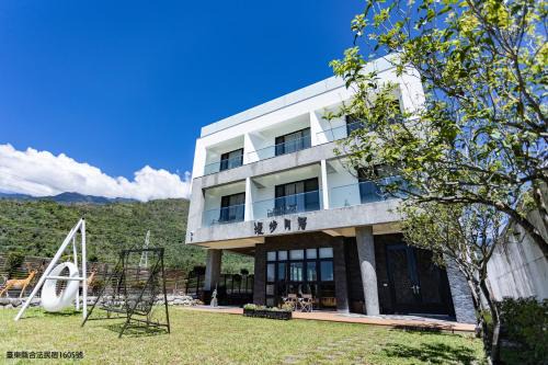Guanshan House | 漫步月眉民宿