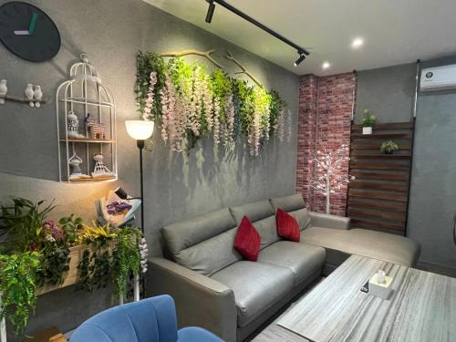 Zhushan House | 鄉間小路 Home 備有專屬停車場