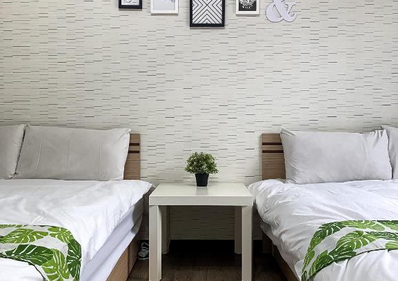 University District House | 長月居