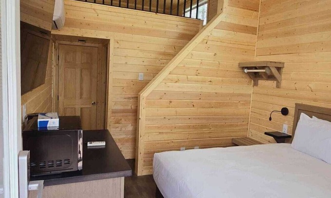 Valle Cabin | 060A Grand Canyon Chalet near South Rim With Loft