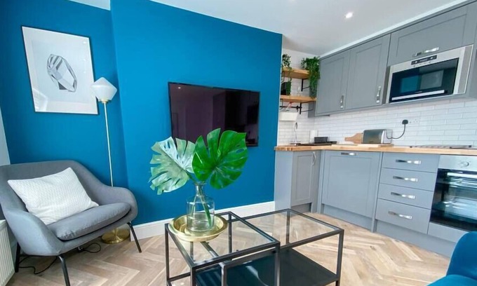 Folkestone Apartment | 09. Top Deck