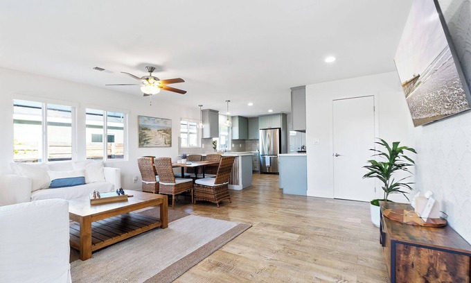 Townsite House | 1.5 miles the beach. Walk to the Pier! Parking and private backyard. Game room