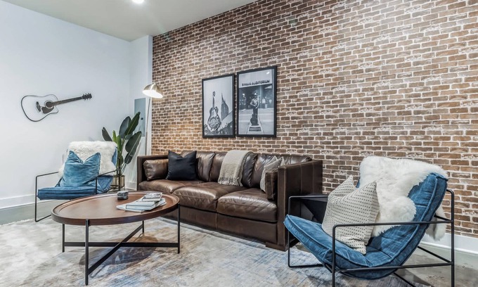 West End Condo | 1 BDR Loft close to Vanderbilt Hospital