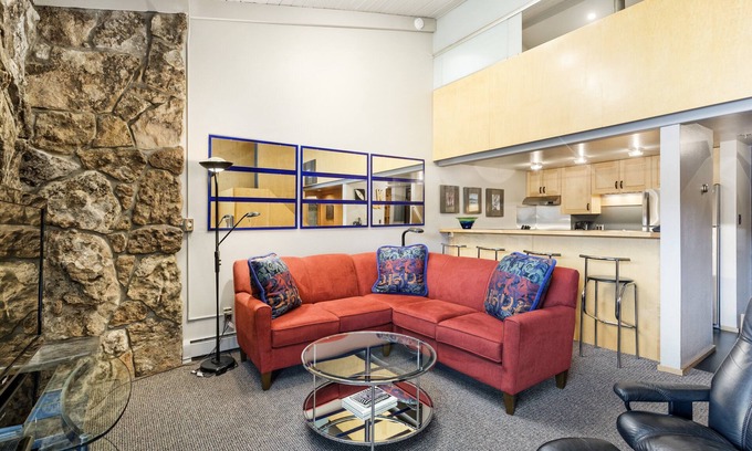 Snowmass Village Condo | 1 Bdrm and Loft 2 Bath Stonebridge Condos 724/Pet Friendly, see desc for policies
