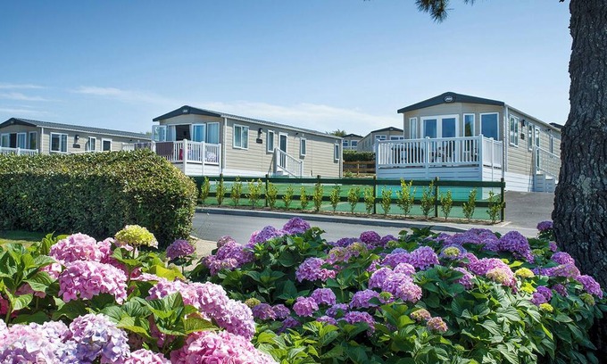 Holywell House | 1 bedroom accommodation in Holywell Bay