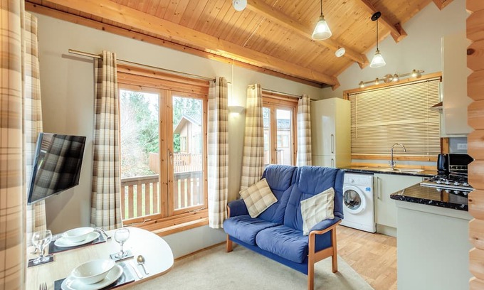 Banchory Ski Chalet | 1 bedroom accommodation in Castlewood