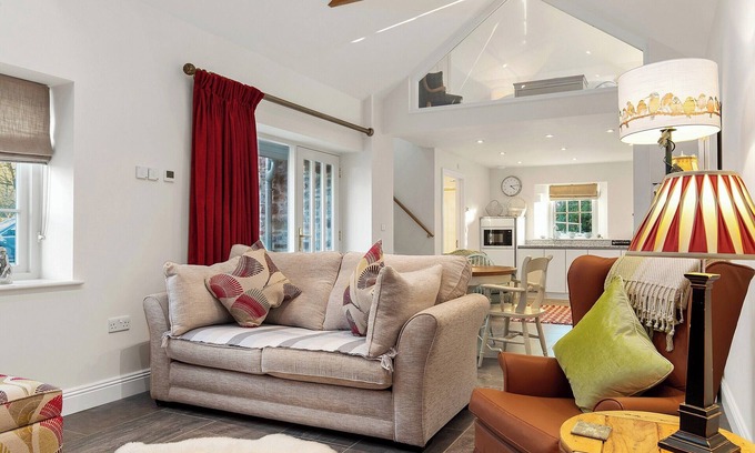 St Brides Cottage | 1 bedroom accommodation in St Brides