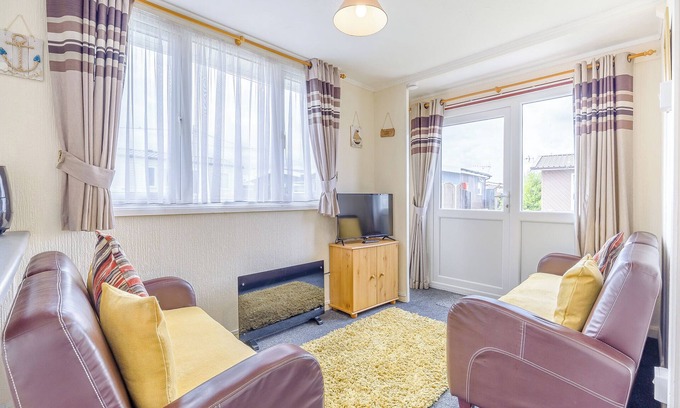 Anderby Creek Cottage | 1 bedroom accommodation in Anderby Creek, Mablethorpe