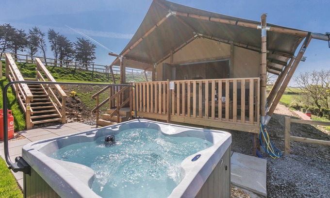 Barbrook RV Rental | 1 bedroom accommodation in Lynton