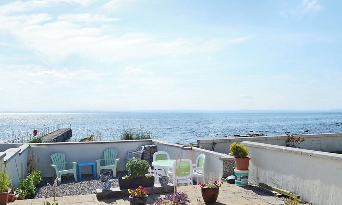 Hilton of Cadboll Cottage | 1 bedroom accommodation in Hilton, near Tain