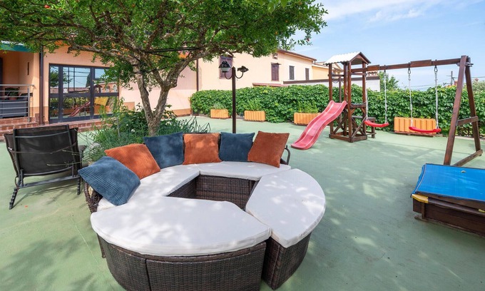 Marcana Apartment | 1 bedroom amazing apartment in Peruski