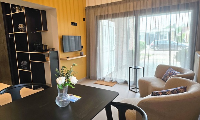 Oostkapelle Apartment | 1 bedroom apartment in oostkapelle
