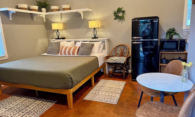 Mills River Apartment | 1-bedroom apartment in Mills River, NC-Close to hiking, breweries, dog friendly