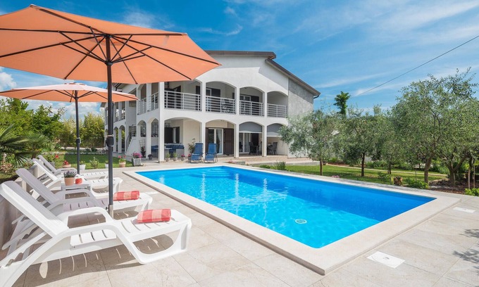 Nova Vas Apartment | 1 bedroom awesome apartment in Nova Vas