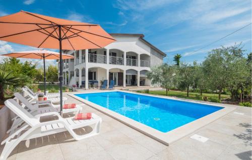 Nova Vas Apartment | 1 Bedroom Awesome Apartment In Nova Vas