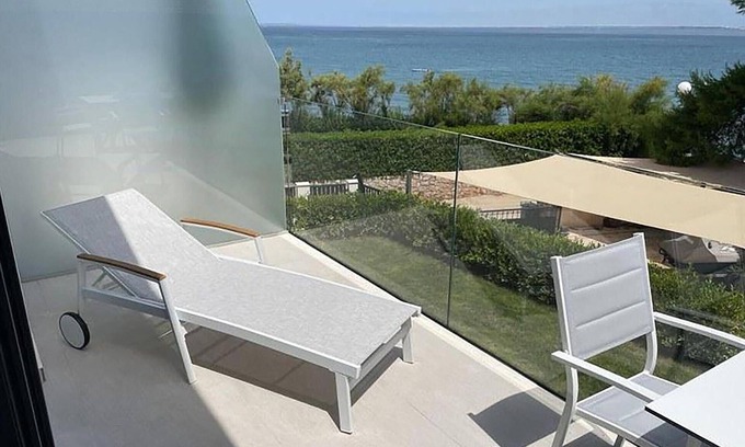 Ugljan Apartment | 1 bedroom awesome apartment in Ugljan