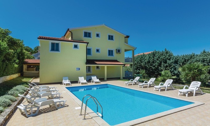 Mugeba Apartment | 1 bedroom beautiful apartment in Porec