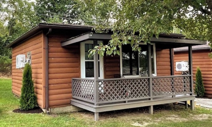 Farmers Cabin | 1-bedroom cabin Near Cave Run Lake and Morehead State University - #5