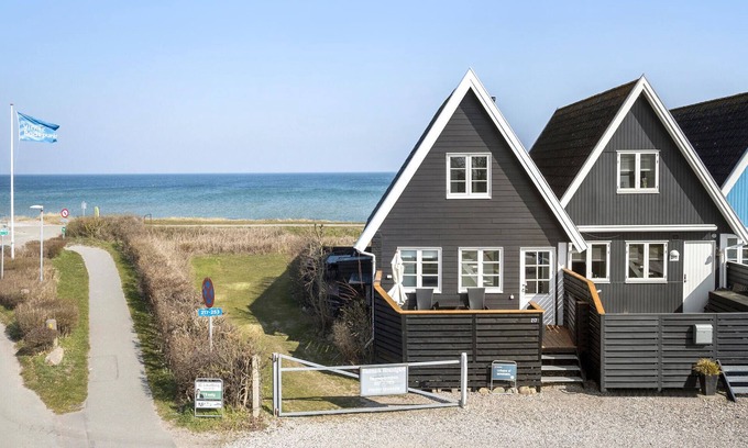 Hasmark Strand House | 1 bedroom cozy home in Otterup