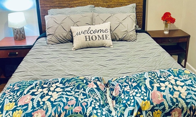 Northeast Neighbors House | 1 bedroom, electronic lock, cozy and clean!