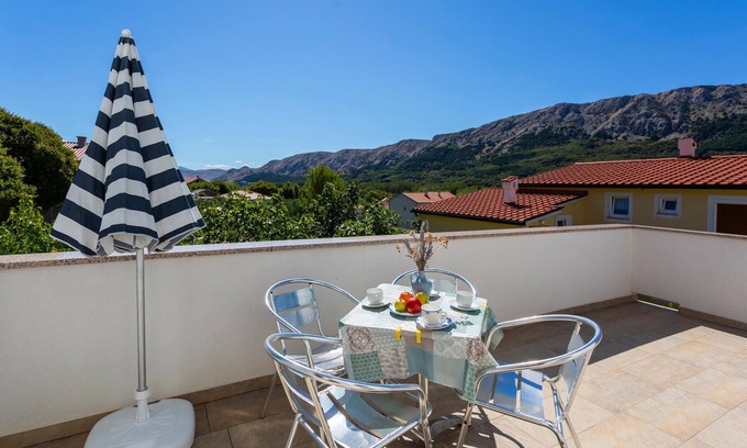 Jurandvor Apartment | 1 bedroom lovely apartment in Jurandvor