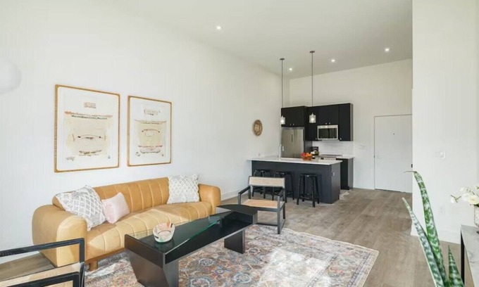 Philadelphia Apartment | 1 Bedroom Rental in Philadelphia with Parking