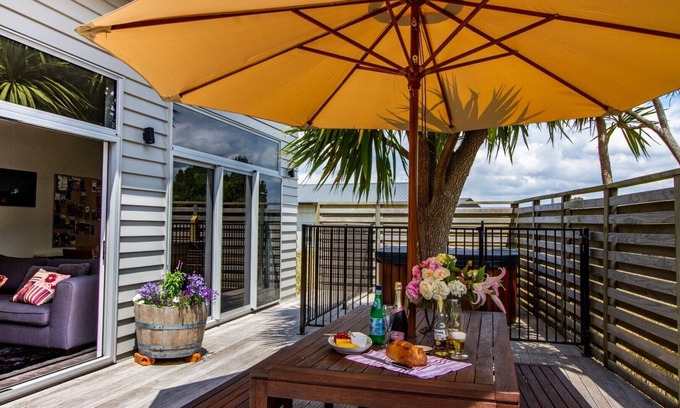 Ohakune House | 1 bedroom Restful retreat w/Spa for couples