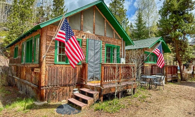 Grand Lake Cabin | 1 BR w/futon-short walk to lake