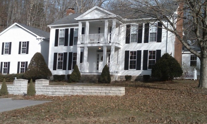Goodlettsville House | #1 family destination in Nashville