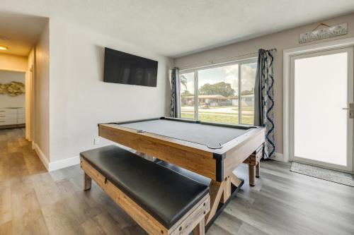 Boynton Beach House | 1 Mi to Ocean Home with Yard in Boynton Beach!