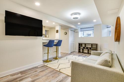 Grand Boulevard Apartment | 1 Mi to University of Chicago Urban Escape!