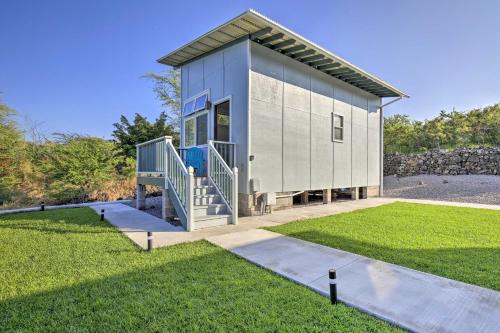 Kahaluu Bay House | 1 Mile to Magic Sands Beach Kailua-Kona Cottage