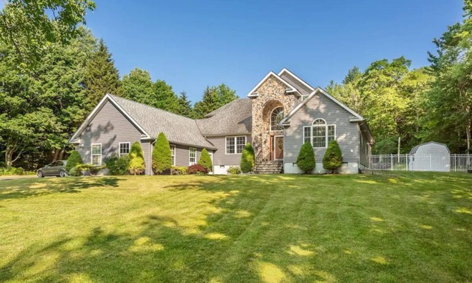 Tobyhanna House | #1 Pocono Estate-Heated Pool, Hot Tub, Movie Room