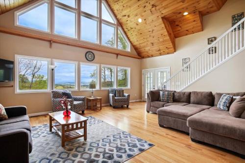 Skyland House | 10 Min To Dt, 15 Min To Biltmore, Fire Pit, View