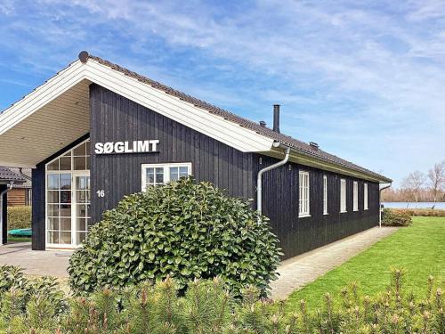 Ansager House | 10 person holiday home in Ansager-By Traum