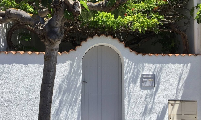 Valras-Plage House | 100 m from the beach, charming house with private terrace