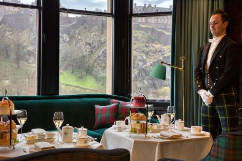 New Town Hotel | 100 Princes Street