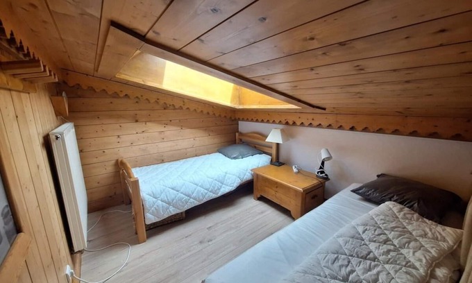 Arc-1800 Apartment | 100m from shops, 5th floor, view valley, balcony, tv, 58m², Les Arcs