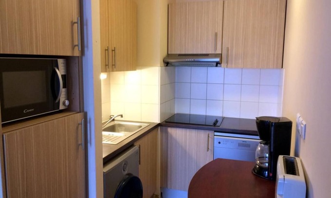 Peyragudes Apartment | 100m from ski slopes, 3rd floor, view valley, balcony, parking, tv, ski locker, 80m², Peyragudes