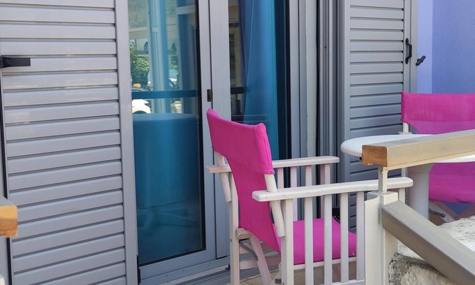 Kamena Vourla House | 101 | Okeania Double Room Ground Floor