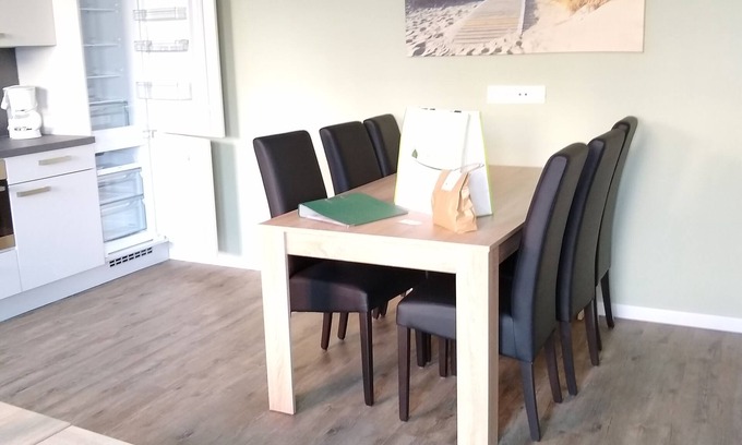 Westkapelle House | 105.3 apartment 200 meters from beach