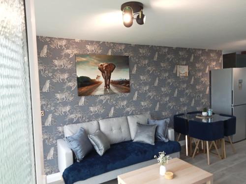 Great Yarmouth Ski Chalet | 11 Headwards Retreat