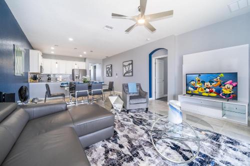 Four Corners Apartment | 1103EZ CHAMPIONS GATE,CONDO + GAME ROOM