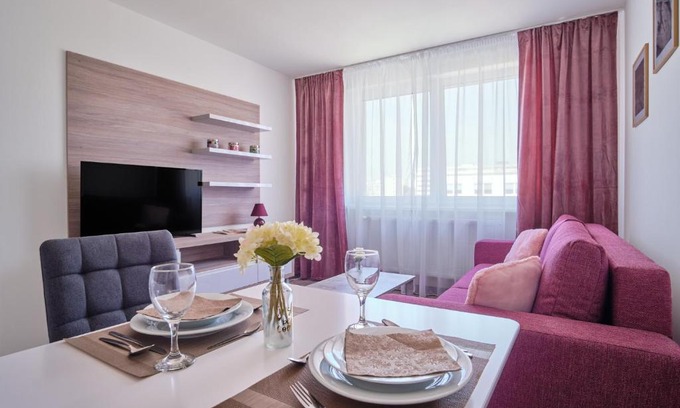 Juh Apartment | 111Apartments