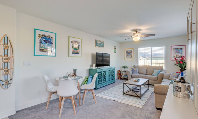 Spanish Springs Apartment | 12 Mi to Reno: Hot Tub Haven in Sparks!