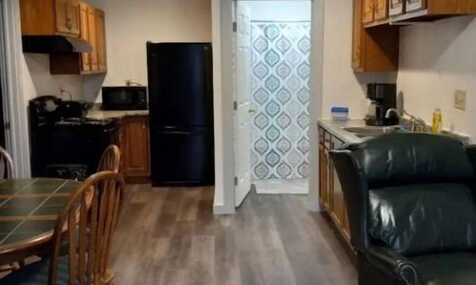 Port Matilda Apartment | 12 minutes to PSU - 1st Floor Apartment
