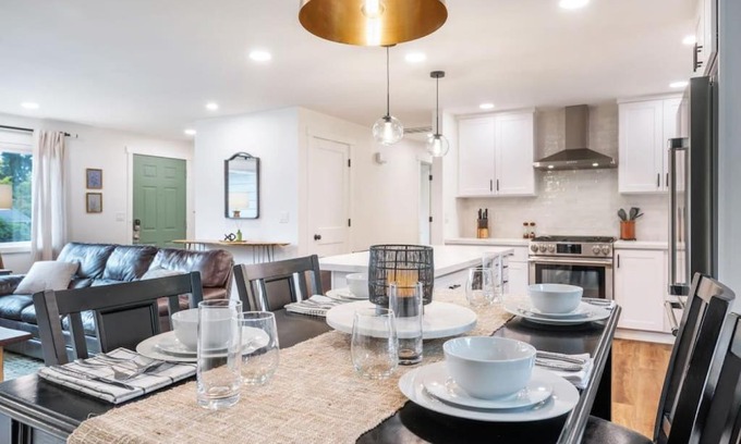 Inglewood-Finn Hill House | 120 - Relaxing Kirkland Haven